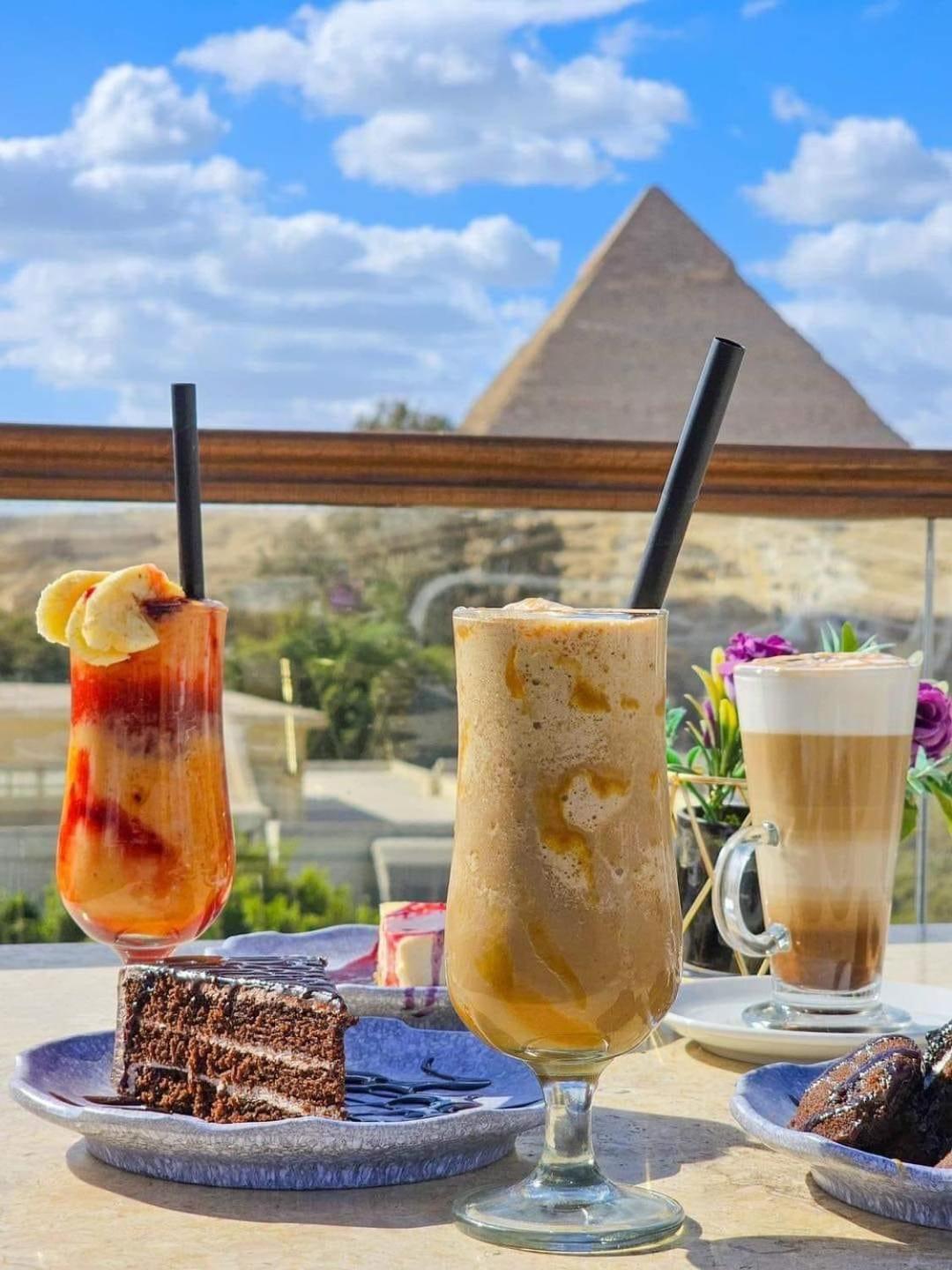 Tree Lounge Pyramids View Inn , Sphinx Giza Kafret el-Gabal Extérieur photo