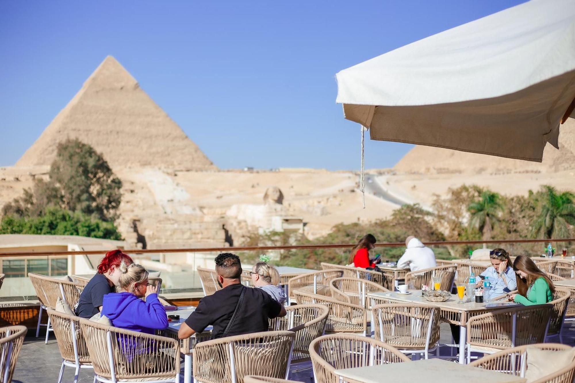Tree Lounge Pyramids View Inn , Sphinx Giza Kafret el-Gabal Extérieur photo